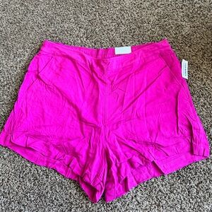 Old Navy women’s pink shorts, XL, NWT